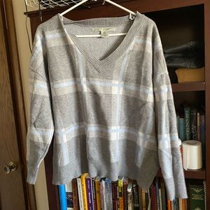 Max Studio Womens V Neck Sweater Plaid Gray Blue White Long Sleeve